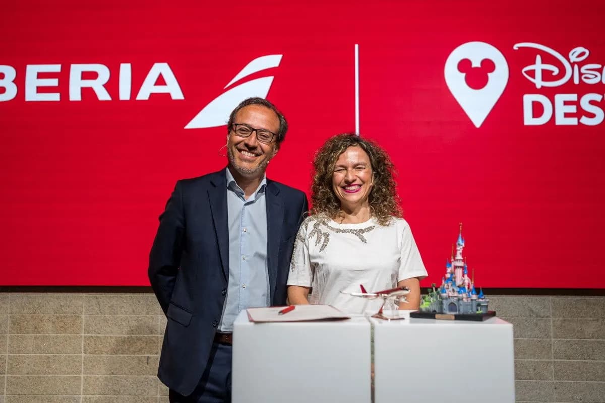 イベリア航空とディズニー、スペインとテーマパークを結ぶ協力を拡大